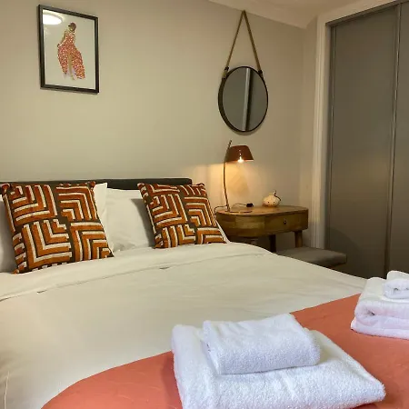 Private Main Door Lovely 2 Bedroom Apartment Edinburgh Exterior photo