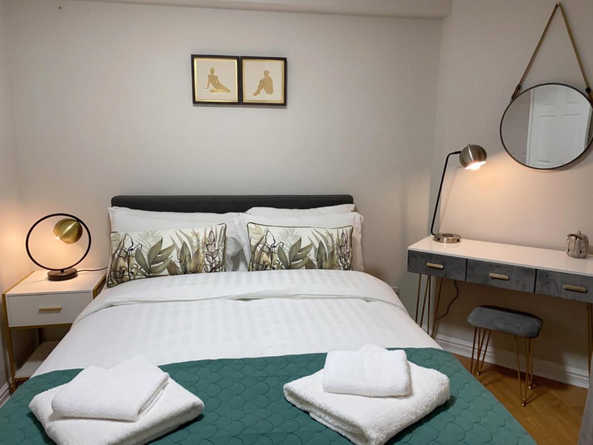 Private Main Door Lovely 2 Bedroom Edimburgo