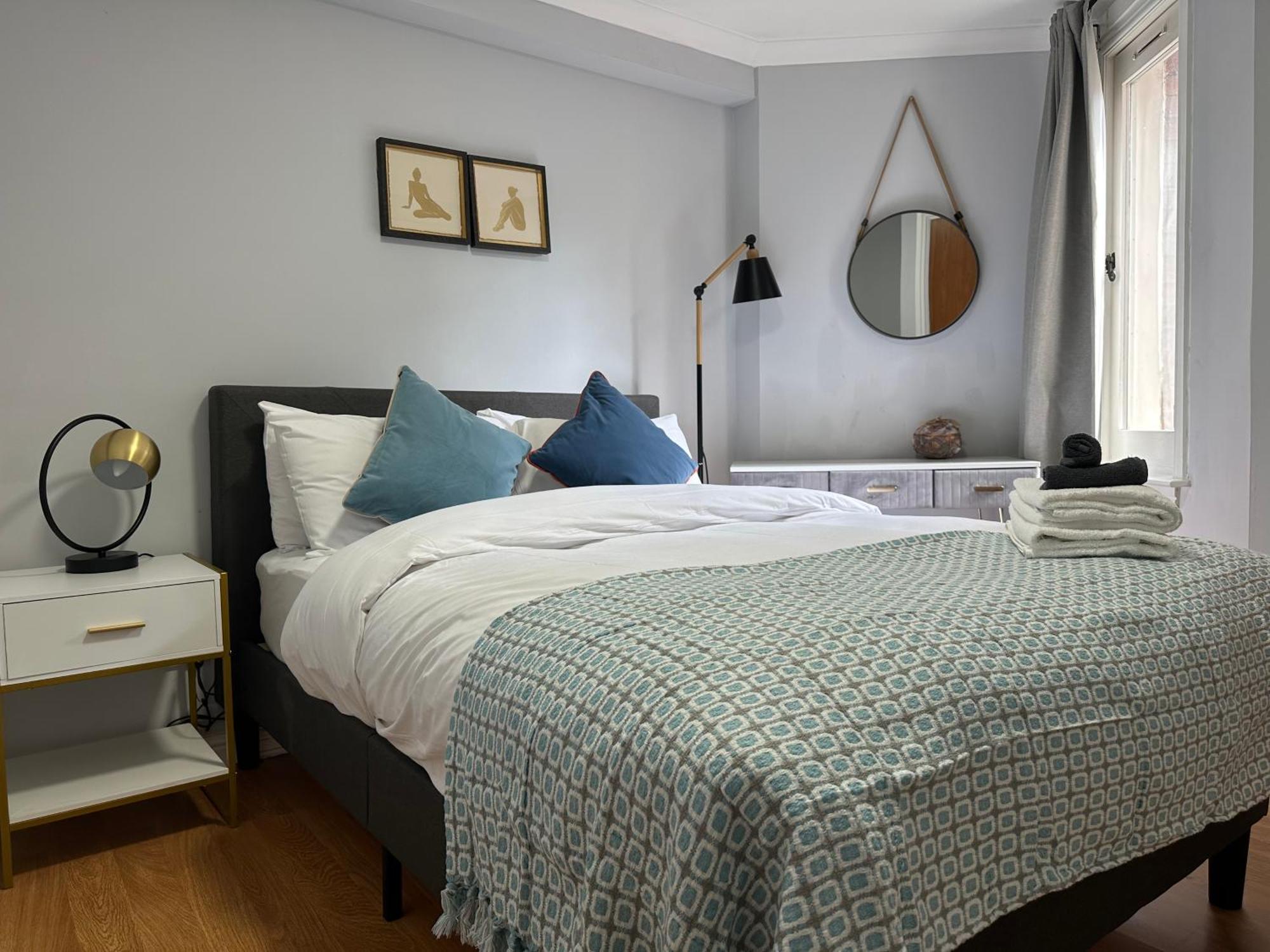 Private Main Door Lovely 2 Bedroom * Edimburgo
