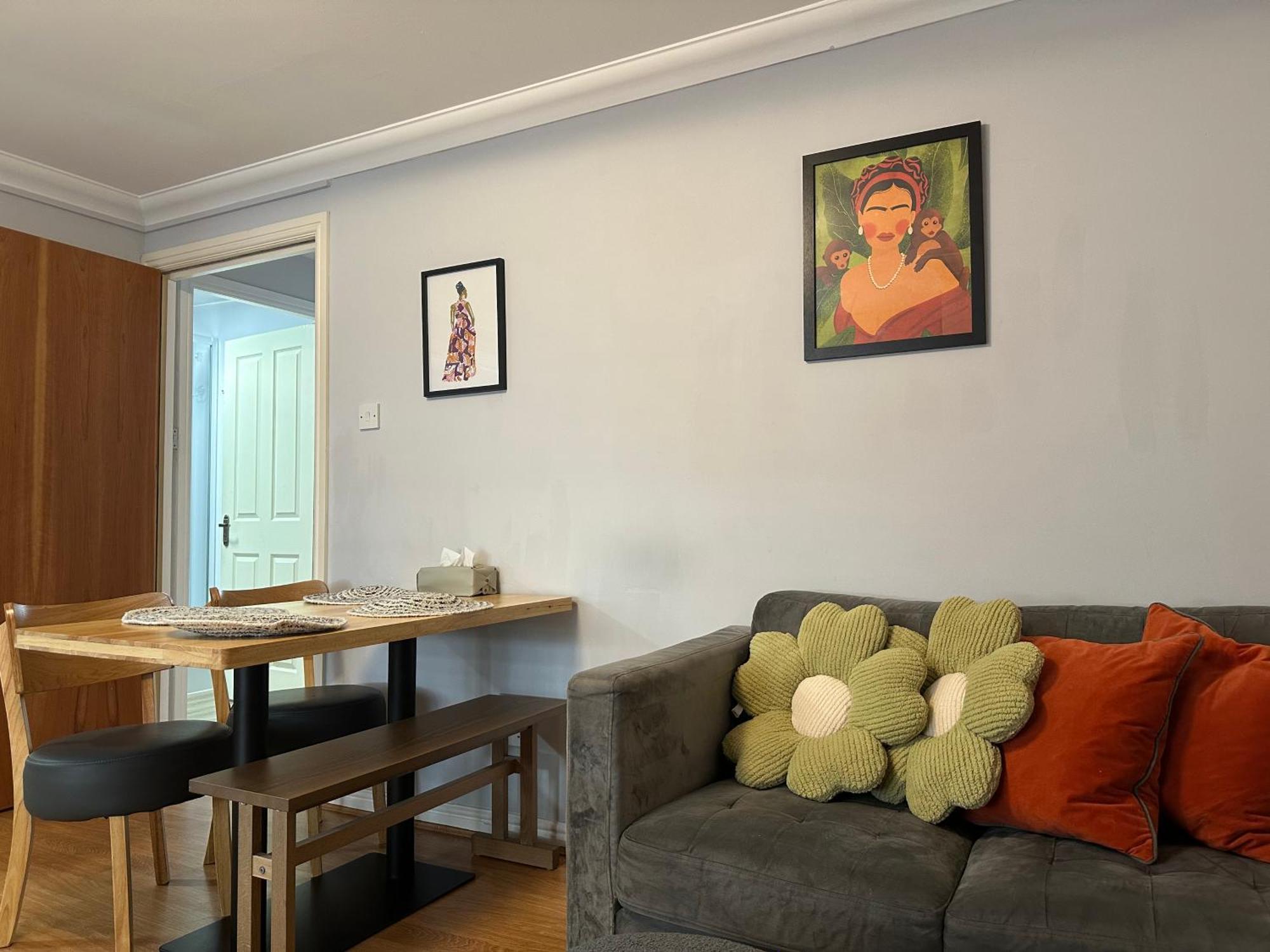 Private Main Door Lovely 2 Bedroom * Edimburgo